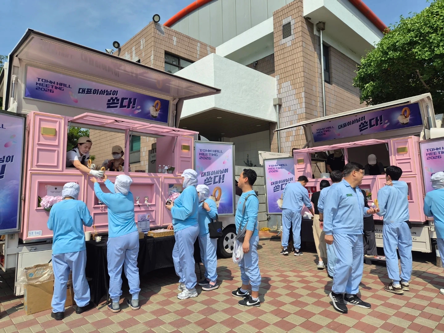 간식·핑거푸드를 제공하는 행사 부스
